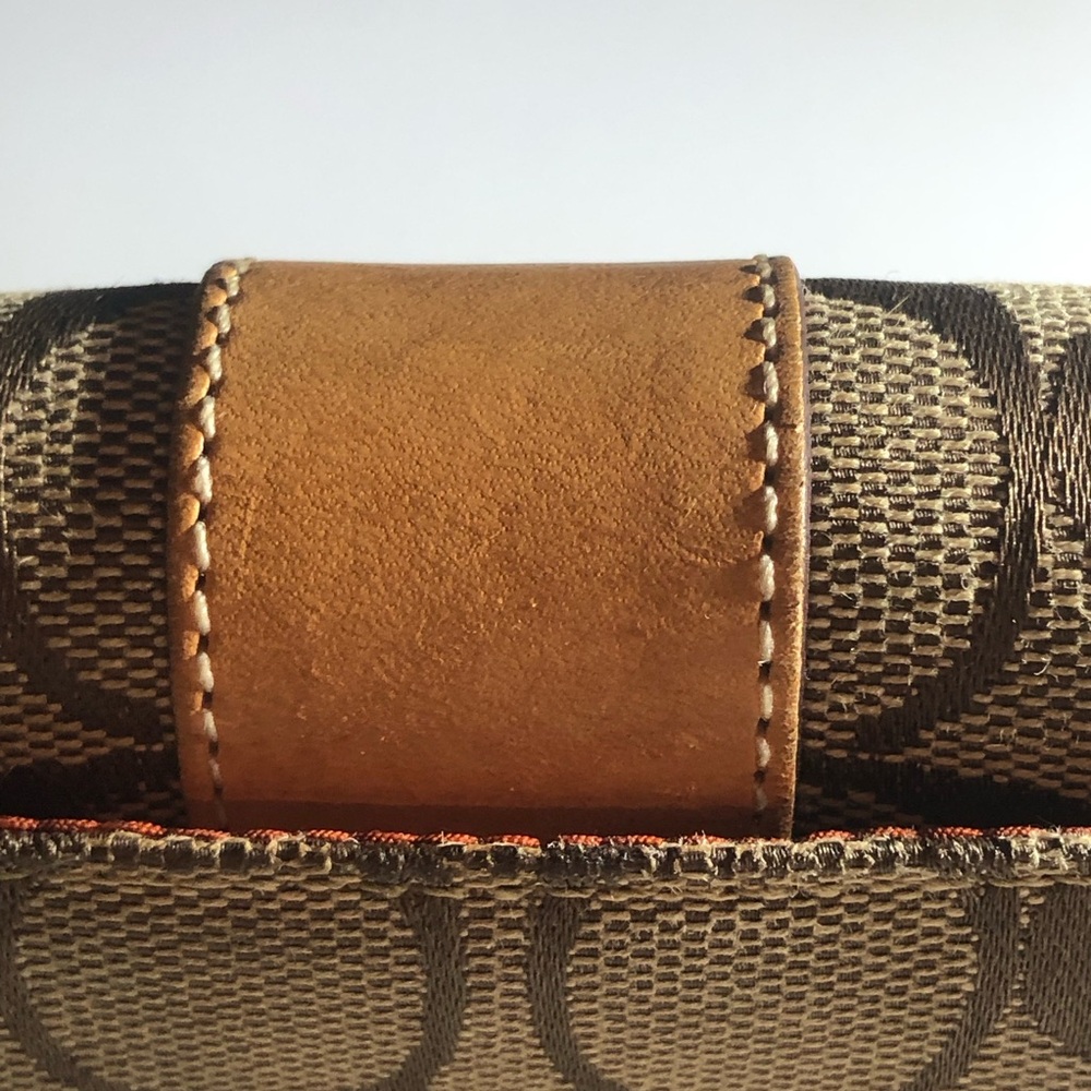 COACH Wallet Brown Canvas Signature Pattern w/ Tan Leather Bifold Medium Compact - Picture 11 of 15